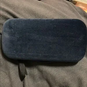 Gucci | Accessories | Gucci Navy And Burgundy Eyewear Case  display picture 1
